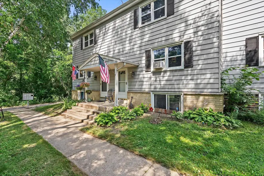 232 Wolf DRIVE, Dousman, WI 53118 - #3
