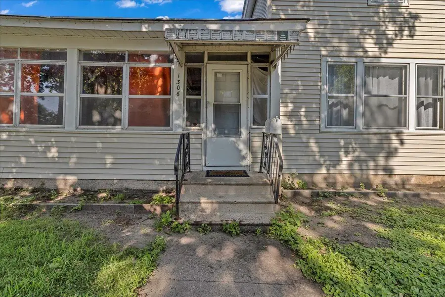 1306 7TH STREET S, La Crosse, WI 54601 - #3