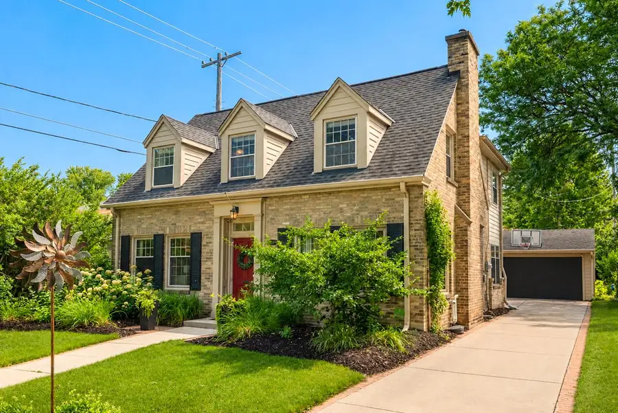 2658 N 88th STREET, Wauwatosa, WI 53226 - #2