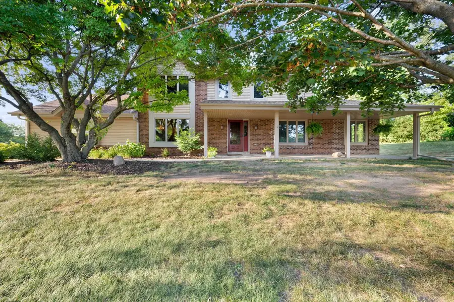S67W23715 Fernwood COURT, Waukesha, WI 53189 - #2