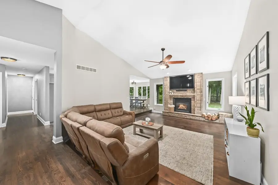 N64W33946 Lakeview DRIVE, Oconomowoc, WI 53066 - #3