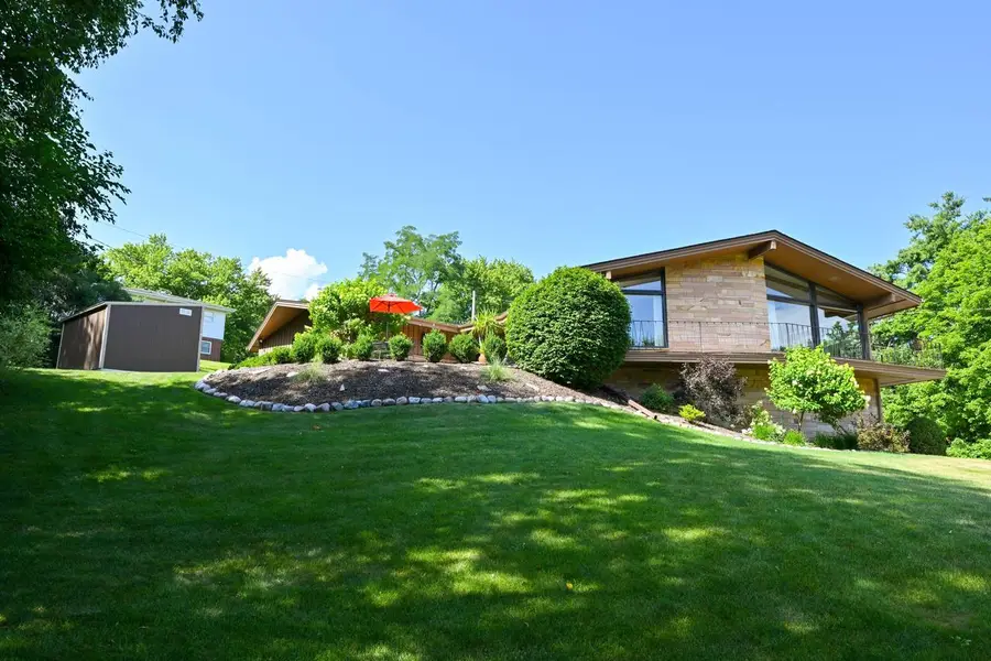 410 Oak Hill ROAD, Walworth, WI 53184 - #3