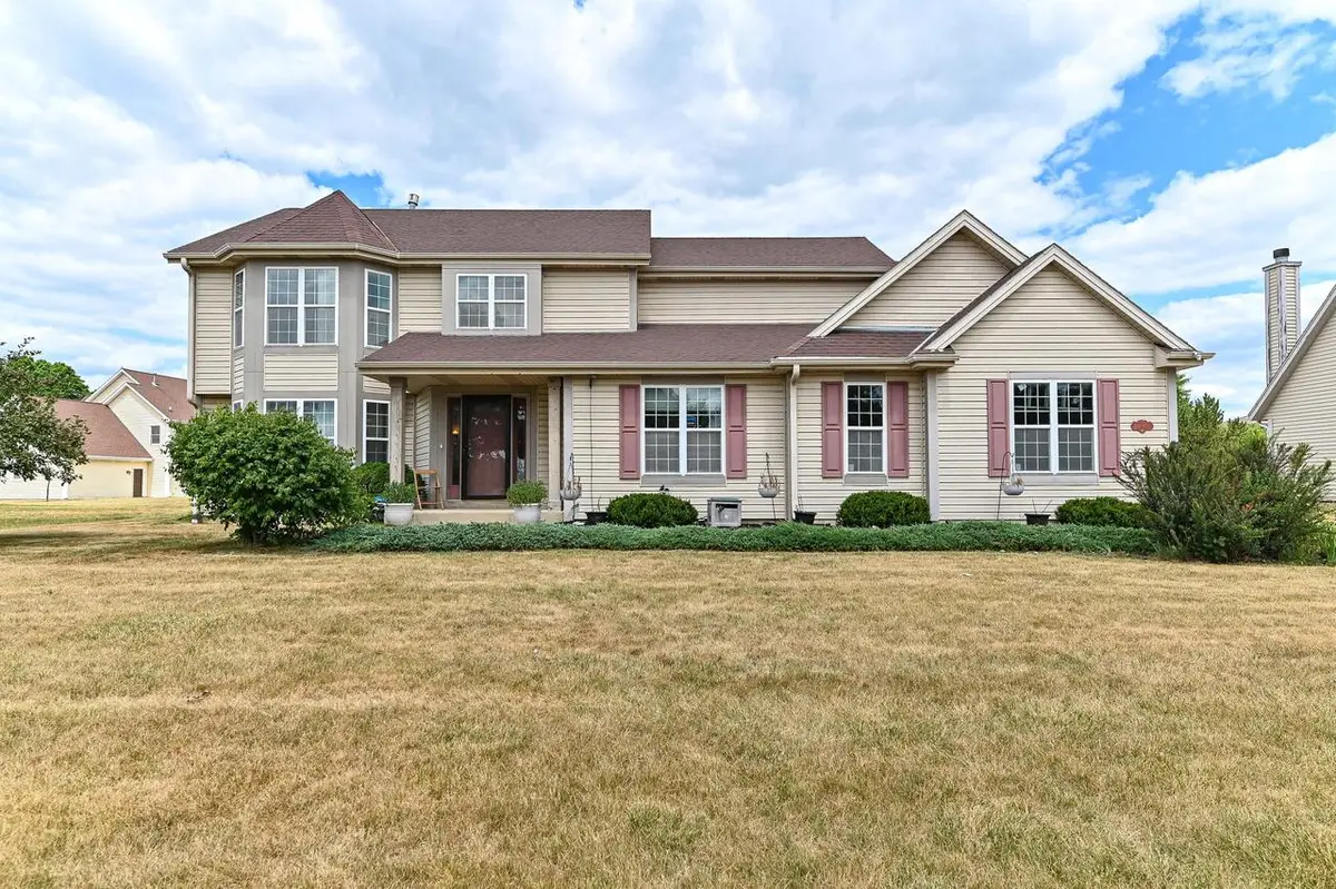 11042 W Villa AVENUE, Milwaukee, WI 53224 - #1