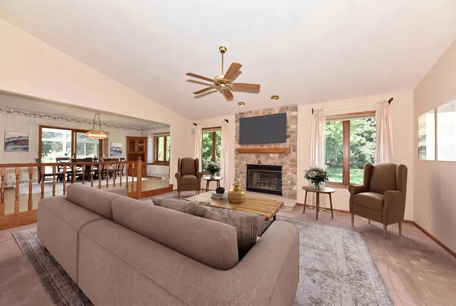 W236N7179 Meadow LANE, Sussex, WI 53089 - #2