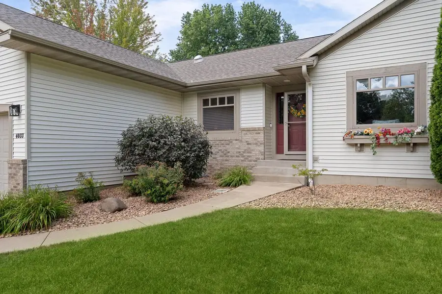 4033 Beverly DRIVE, Onalaska, WI 54650 - #2