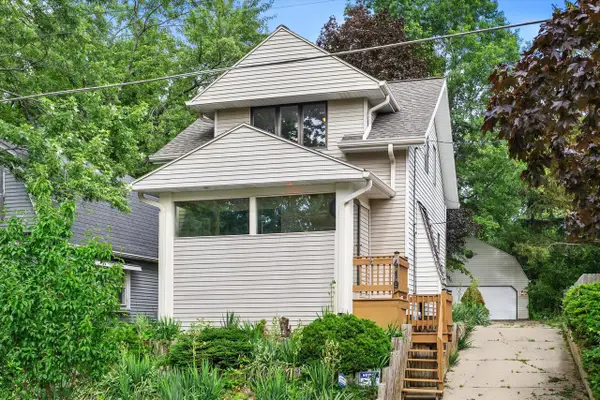 419 Hayes AVENUE, Racine, WI 53405