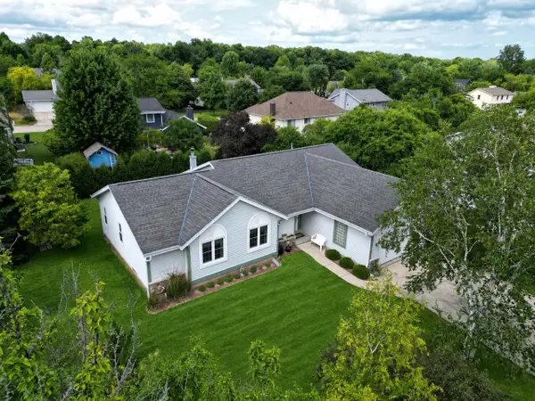 4130 W Thorncrest DRIVE, Franklin, WI 53132