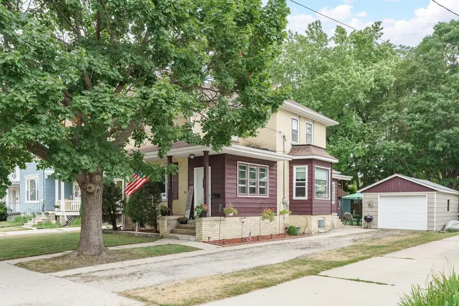 409 S 7th STREET, Watertown, WI 53094 - #2