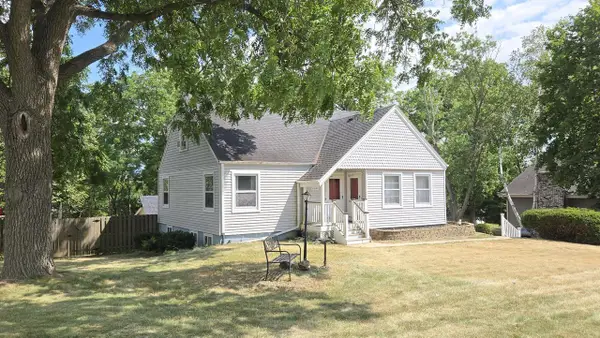 6840 S North Cape ROAD, Franklin, WI 53132