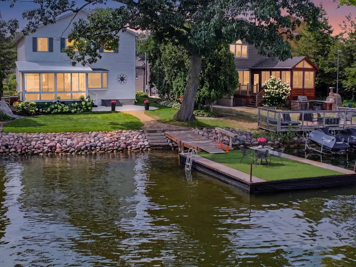 28906 Beach DRIVE, Waterford, WI 53185 - #1