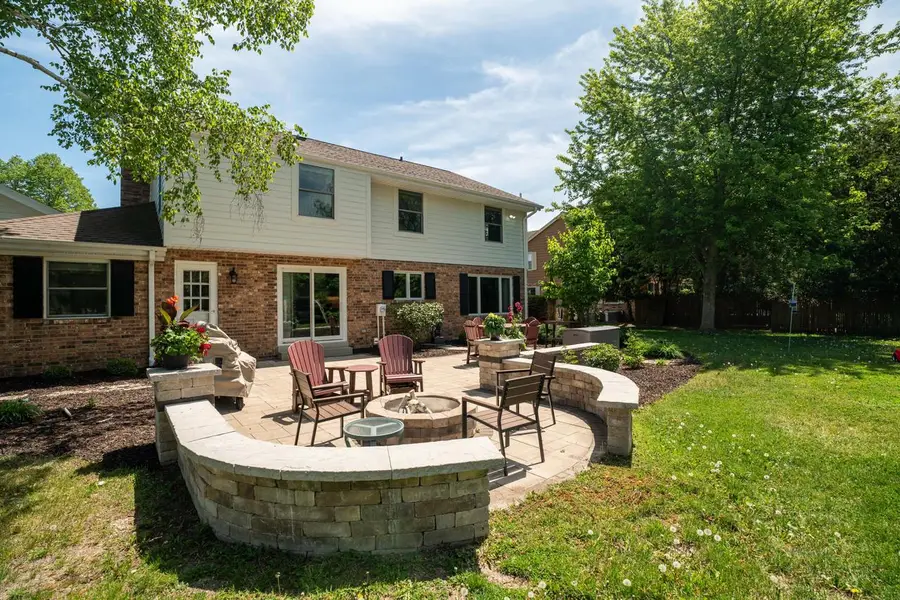 9439 N Broadmoor ROAD, Bayside, WI 53217 - #2