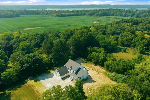 N48W31390 State Road 83, Hartland, WI 53029