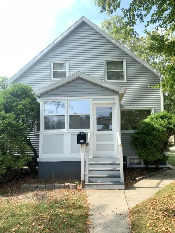 3747 S Arctic AVENUE, Saint Francis, WI 53235
