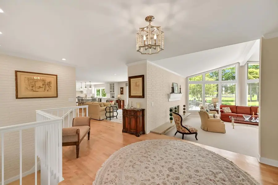 10708 N Fairway CIRCLE, Mequon, WI 53092 - #3