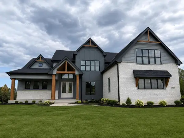 2820 Crosswinds WAY, Hartland, WI 53029