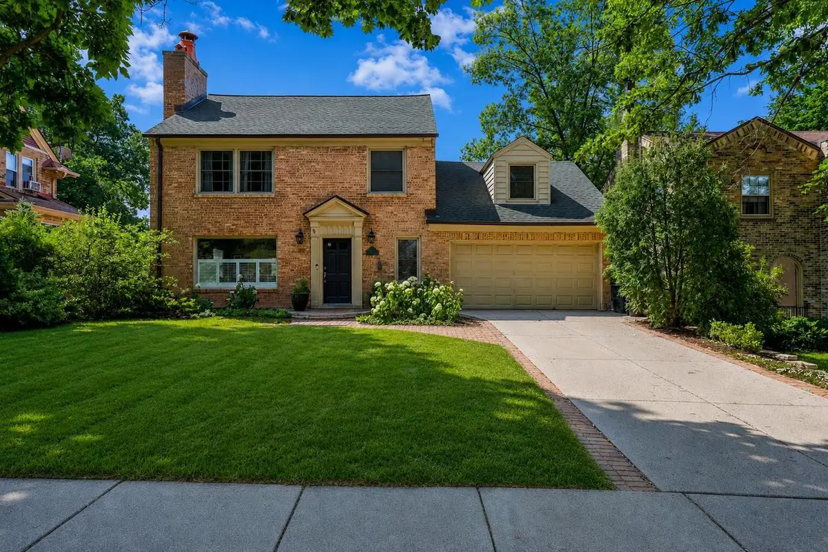 7515 Oakhill AVENUE, Wauwatosa, WI 53213 - #1