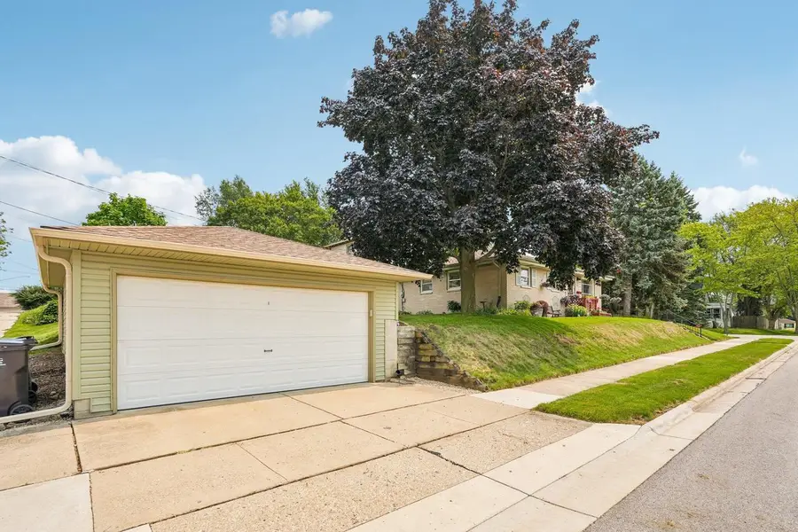 2709 13th AVENUE, South Milwaukee, WI 53172 - #3
