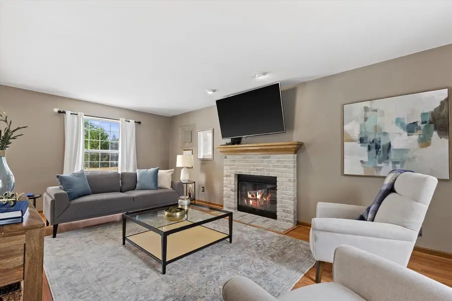 424 North Shore COURT, Pewaukee, WI 53072 - #2