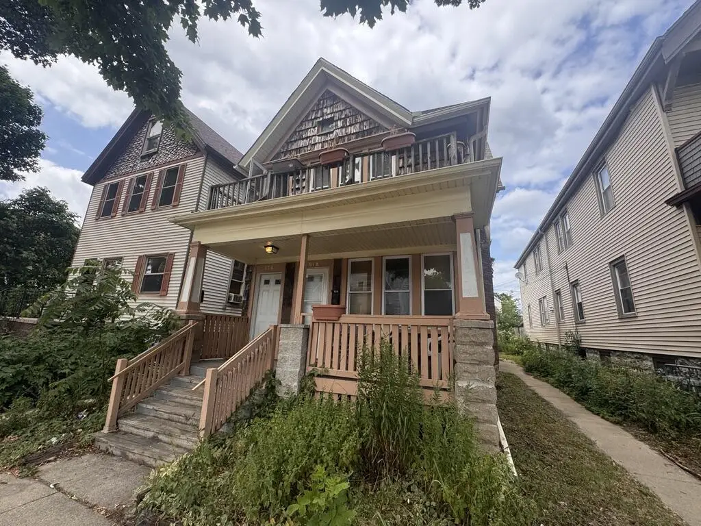 916 E Meinecke AVENUE #918, Milwaukee, WI 53212 - #1