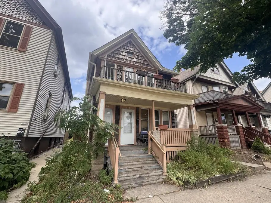 916 E Meinecke AVENUE #918, Milwaukee, WI 53212 - #2