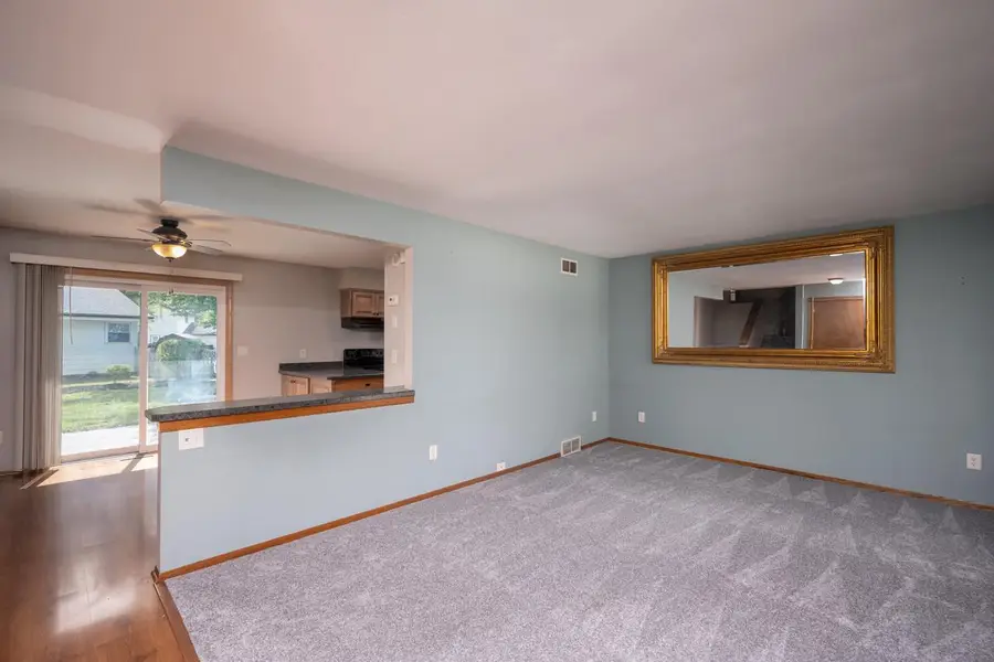 7601 S Manor AVENUE, Oak Creek, WI 53154 - #2