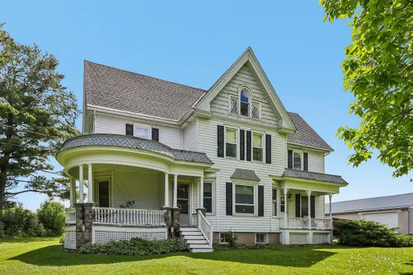 3226 Jackson DRIVE, Jackson, WI 53037