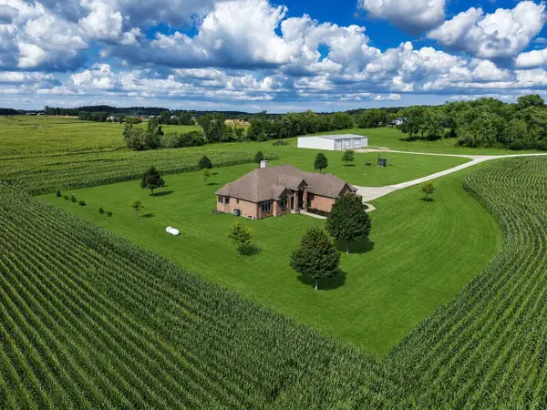 27630 Rowntree ROAD, Burlington, WI 53105
