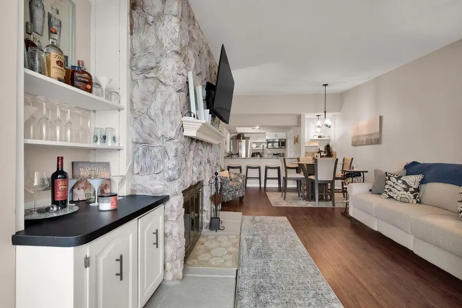 N85W15700 Ridge ROAD #304, Menomonee Falls, WI 53051 - #3