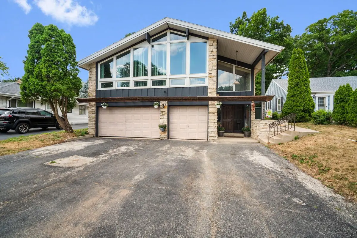 10340 W Rogers STREET, West Allis, WI 53227 - #1