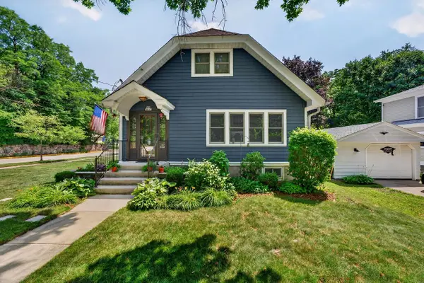 N69W6171 Bridge ROAD, Cedarburg, WI 53012