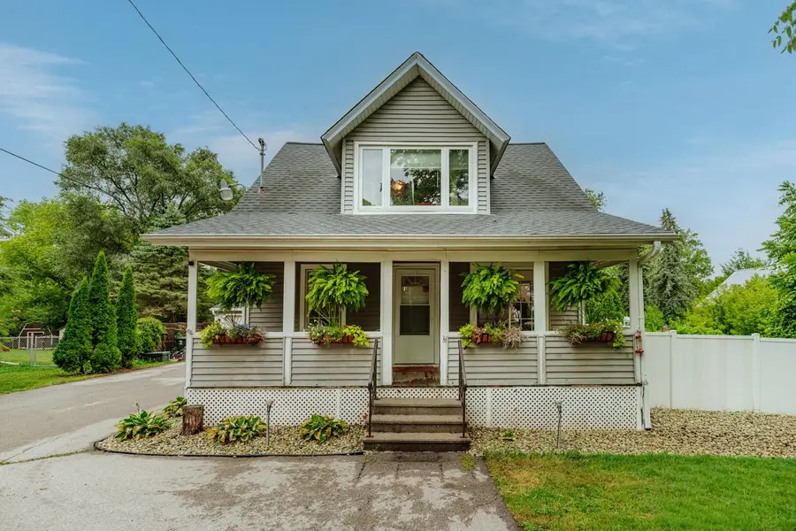 26114 W Loomis ROAD, Waterford, WI 53185 - #2