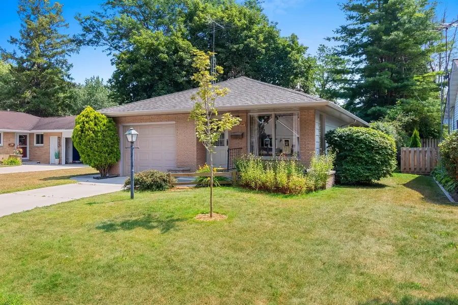 2027 Markham STREET, Manitowoc, WI 54220 - #3
