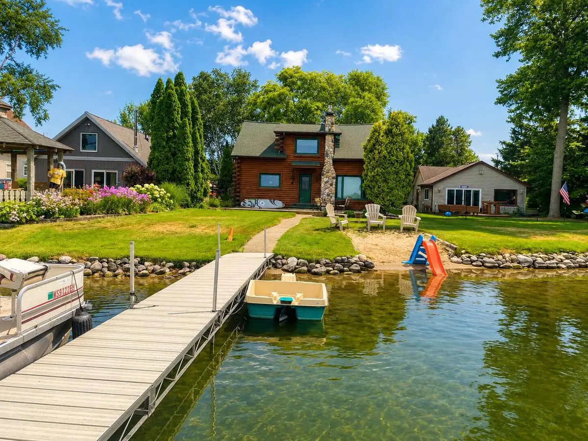 W988 Shorewood DRIVE, East Troy, WI 53120 - #1