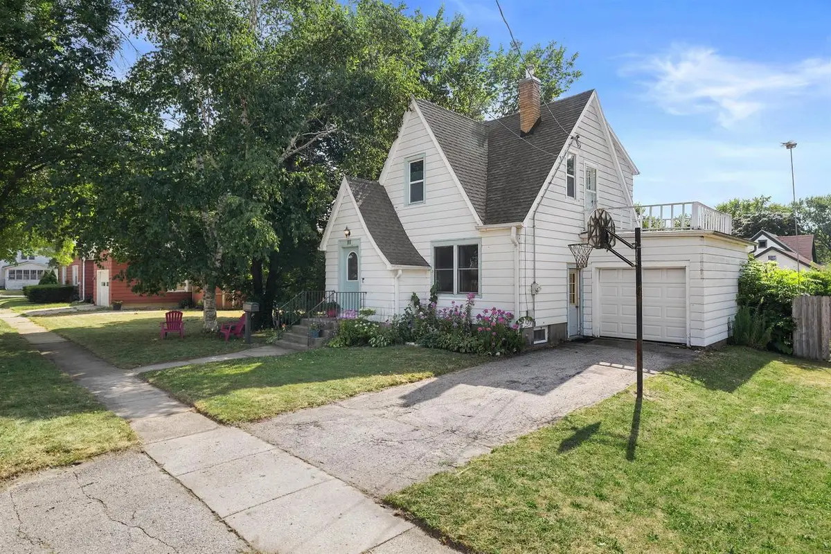 111 Council STREET, Fort Atkinson, WI 53538 - #1