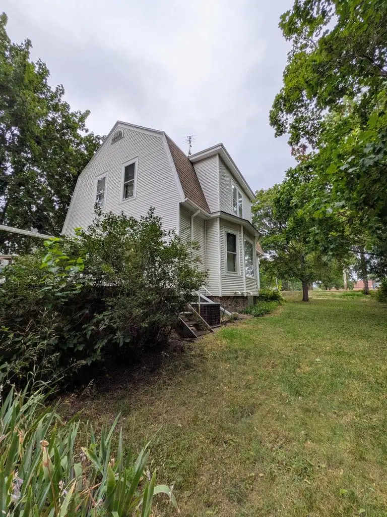 1004 Whitewater AVENUE, Fort Atkinson, WI 53538 - #2