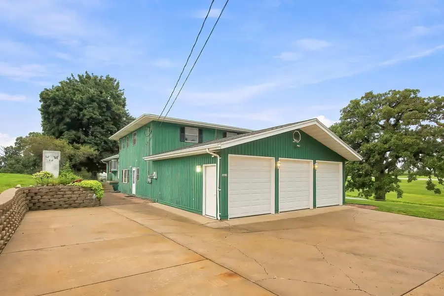 1810 Richmond ROAD, Twin Lakes, WI 53181 - #3
