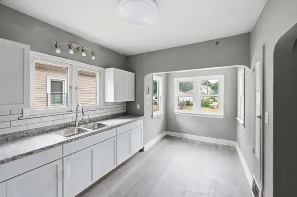3407 N 38th STREET, Milwaukee, WI 53216