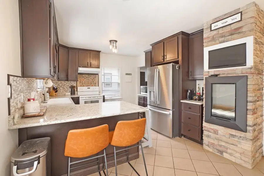 1964 S 91st STREET, West Allis, WI 53227 - #3