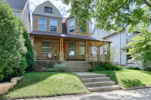 546 N 32nd STREET, Milwaukee, WI 53208