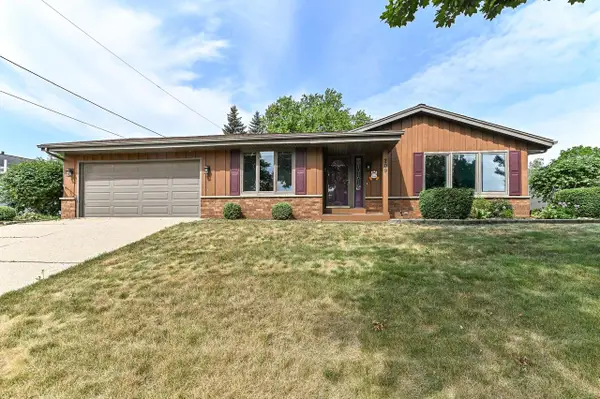 209 Parkview DRIVE, Burlington, WI 53105