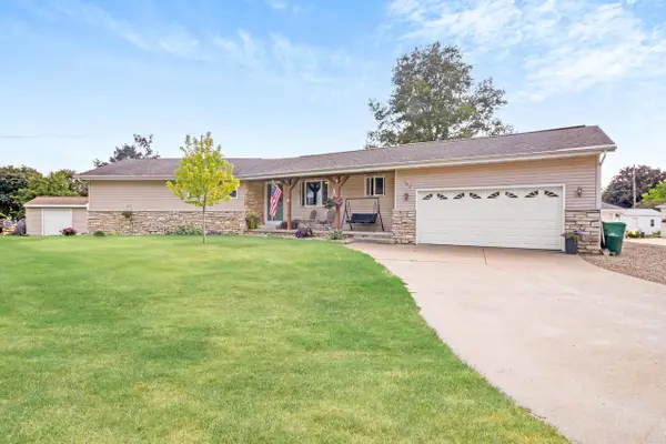982 W Acorn DRIVE, Lomira, WI 53048