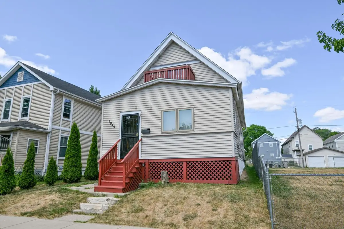 1949 N 25th STREET, Milwaukee, WI 53205 - #1
