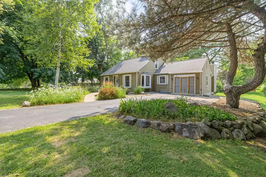 W278N2147 Lakeview DRIVE, Pewaukee, WI 53072 - #2