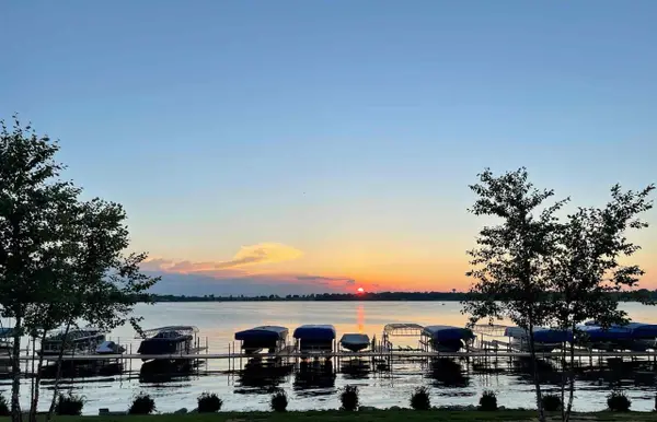 1505 S Shore DRIVE #333, Delavan, WI 53115