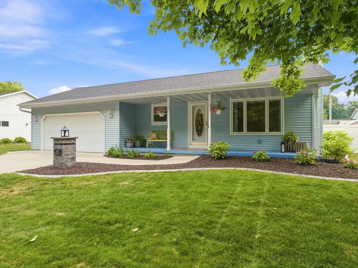 4703 Broadway STREET, Manitowoc, WI 54220 - #1