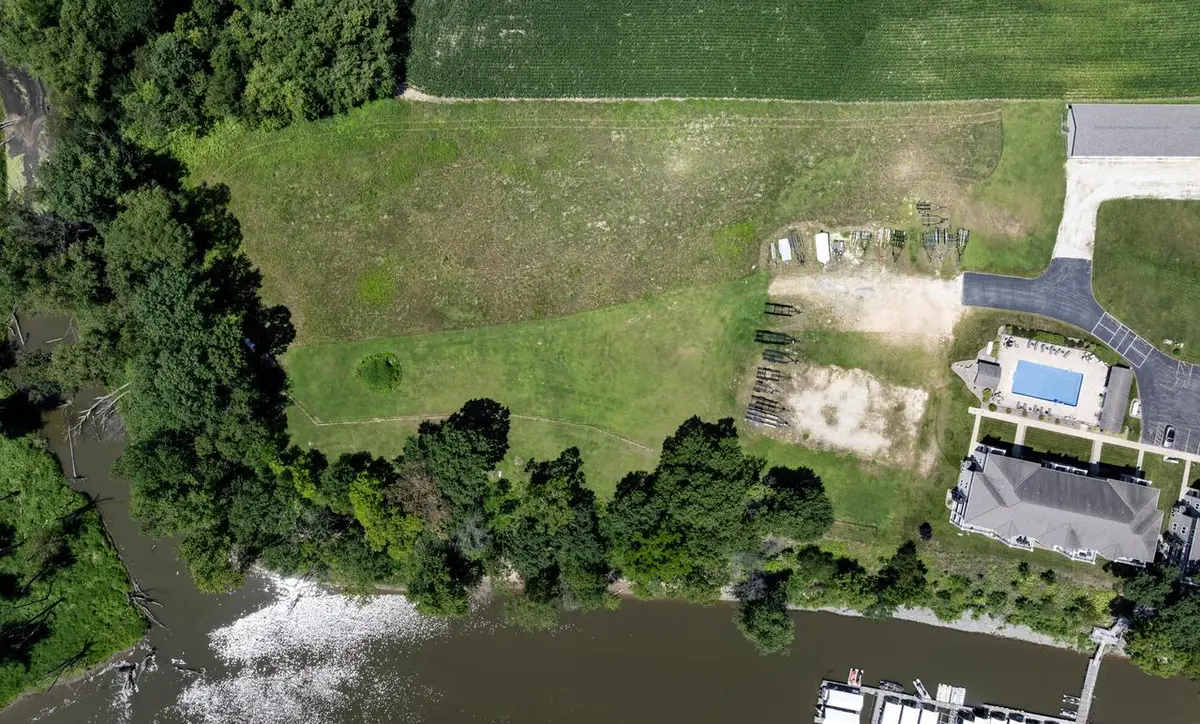 603 SANDY POINT ROAD, Harpers Ferry, IA 52146 - #1
