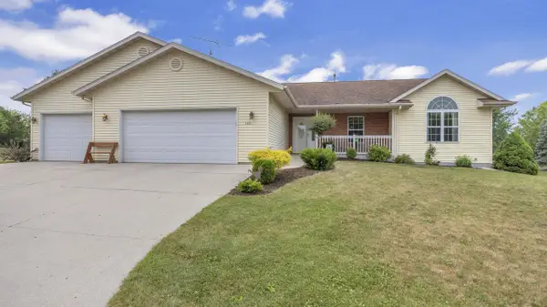 1223 Huron TRAIL, Sheboygan Falls, WI 53085