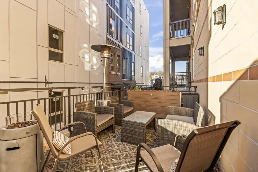 1905 N Water STREET #100, Milwaukee, WI 53202 - #2