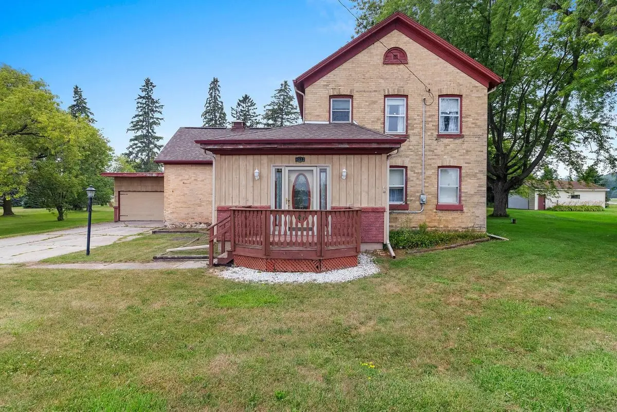 4522 County Highway B, Manitowoc, WI 54220 - #1