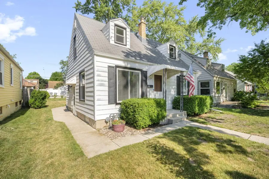 3235 N 88th STREET, Milwaukee, WI 53222 - #3